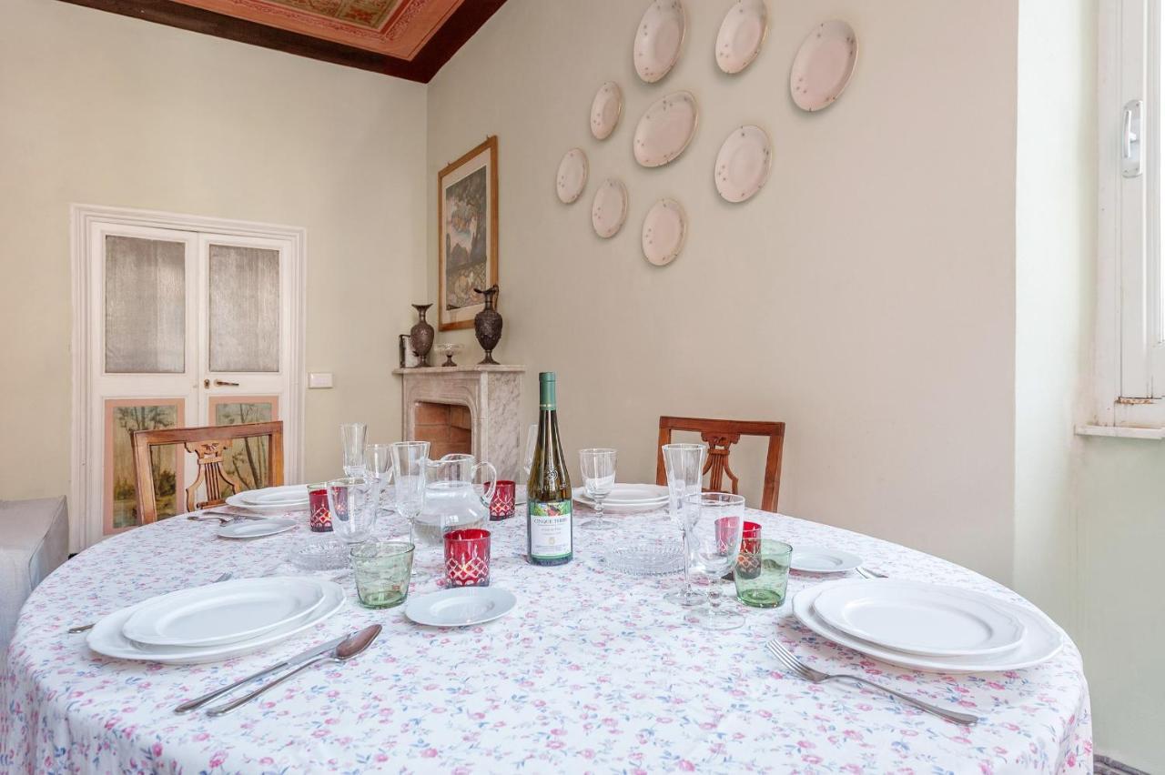 Marina Apartment, Unique, Authentic, Beachfront, 2 Aircondo Bdr , 2Bht, Easy To Train Or From Private Parking Вернацца Экстерьер фото